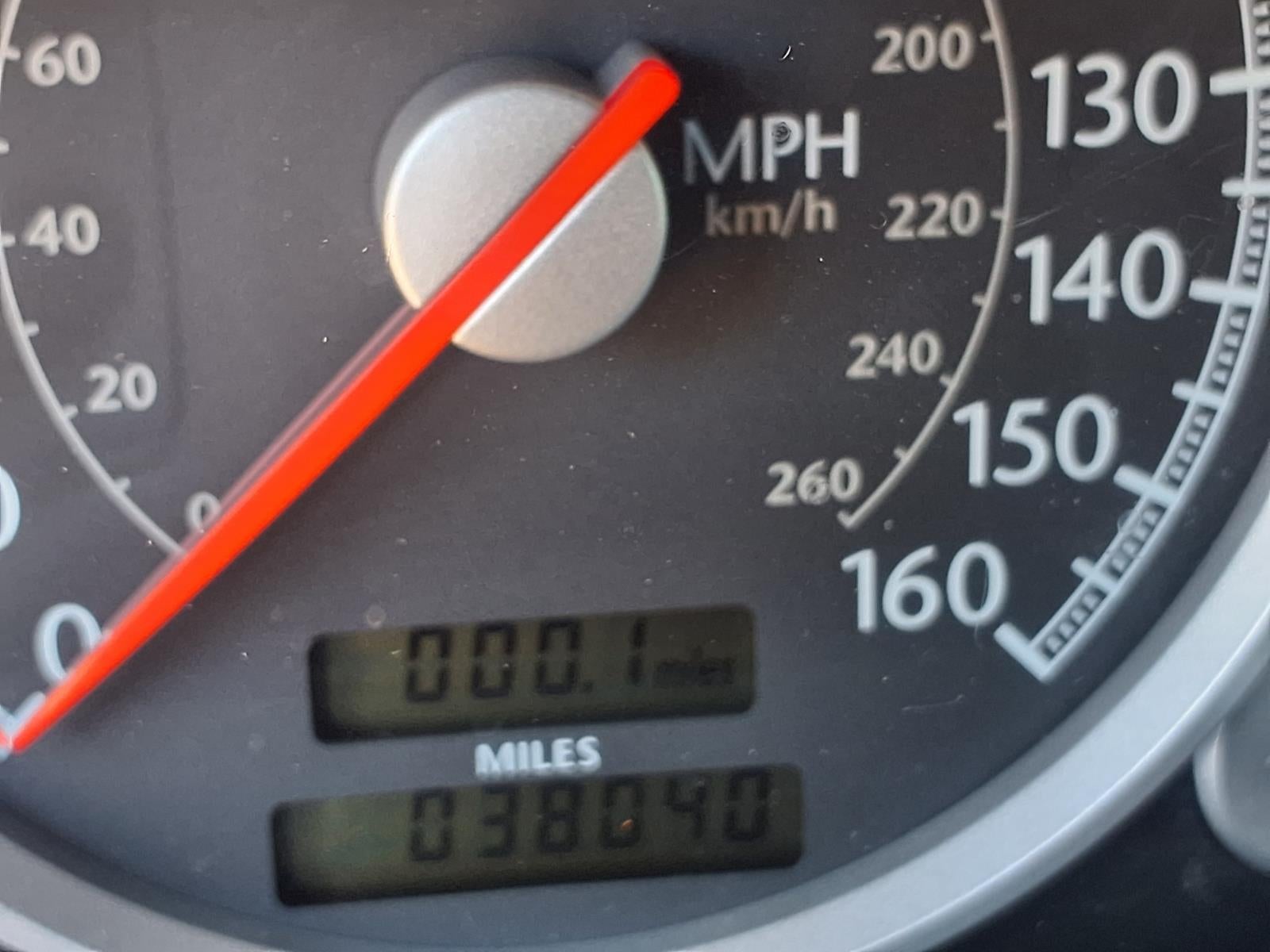 2004 Chrysler Crossfire Base