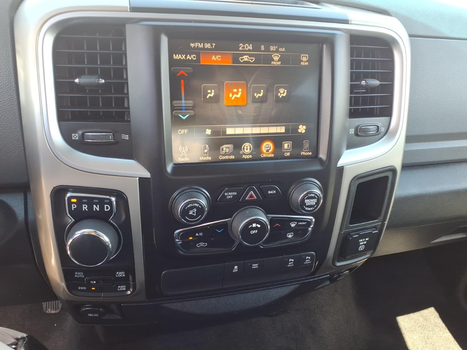 2015 RAM 1500 SLT