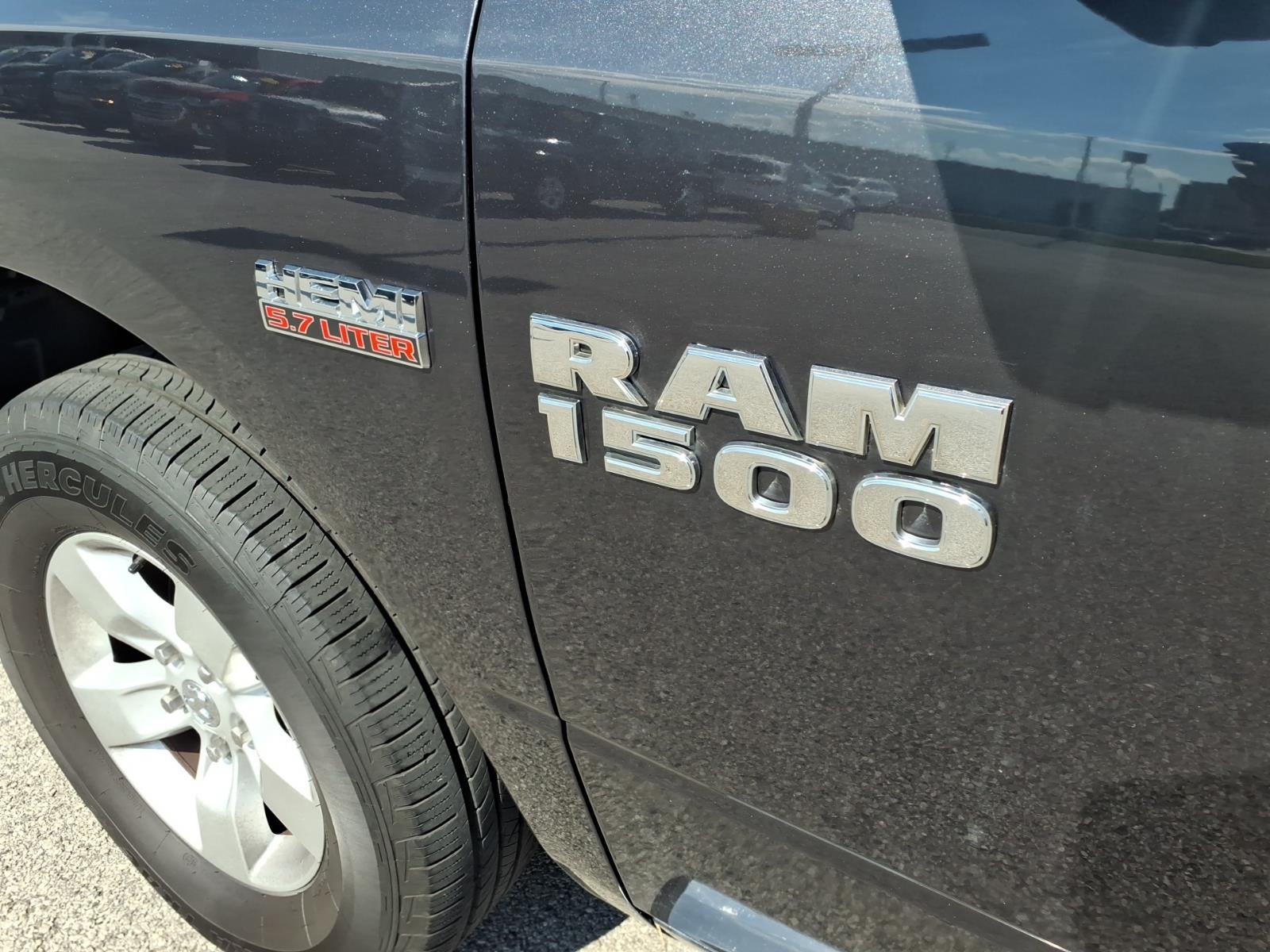 2016 RAM 1500 SLT