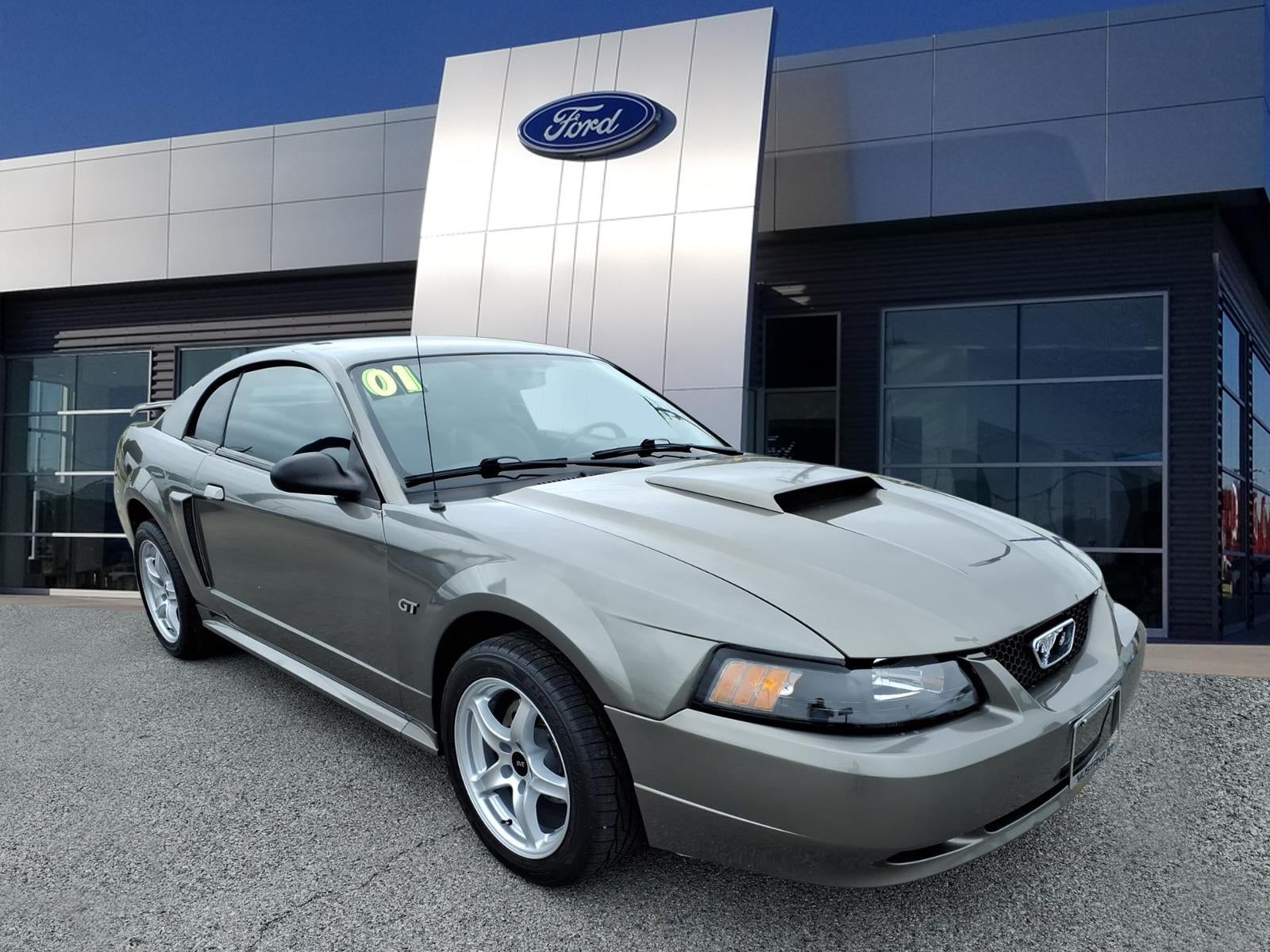 2001 Ford Mustang GT