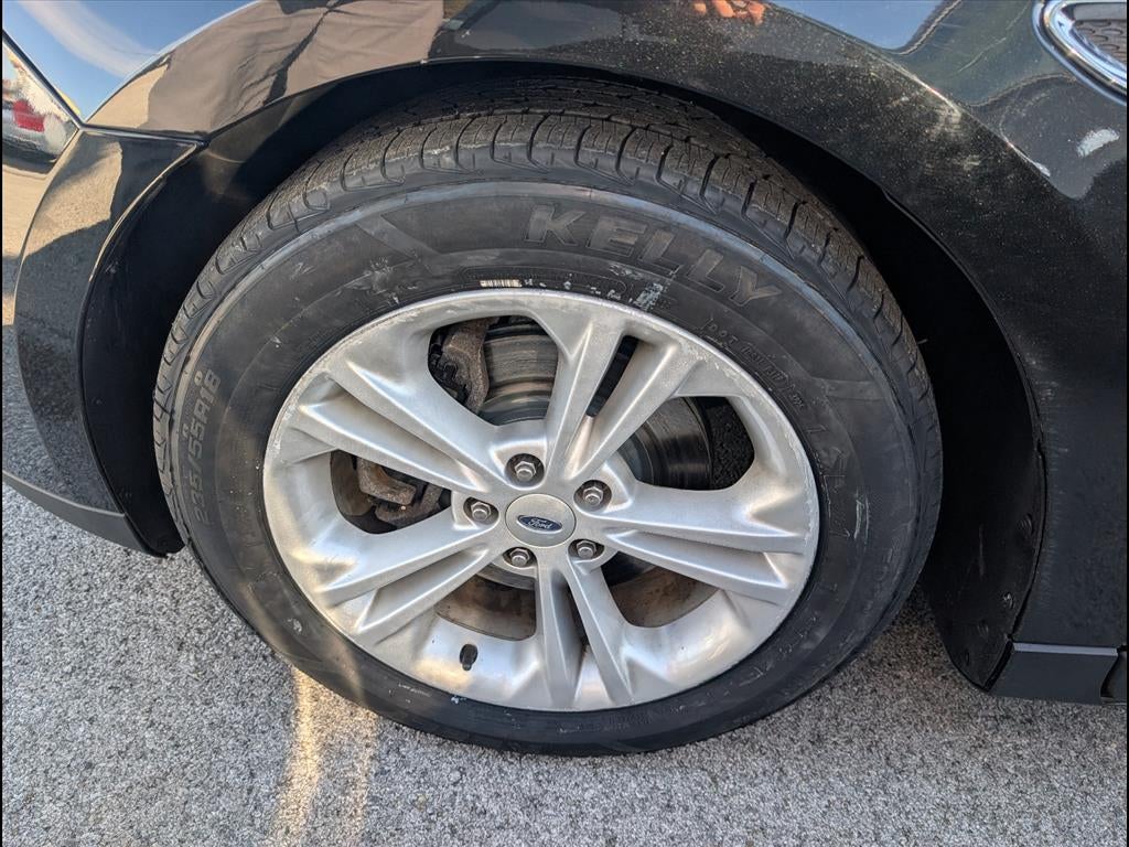 2015 Ford Taurus SEL