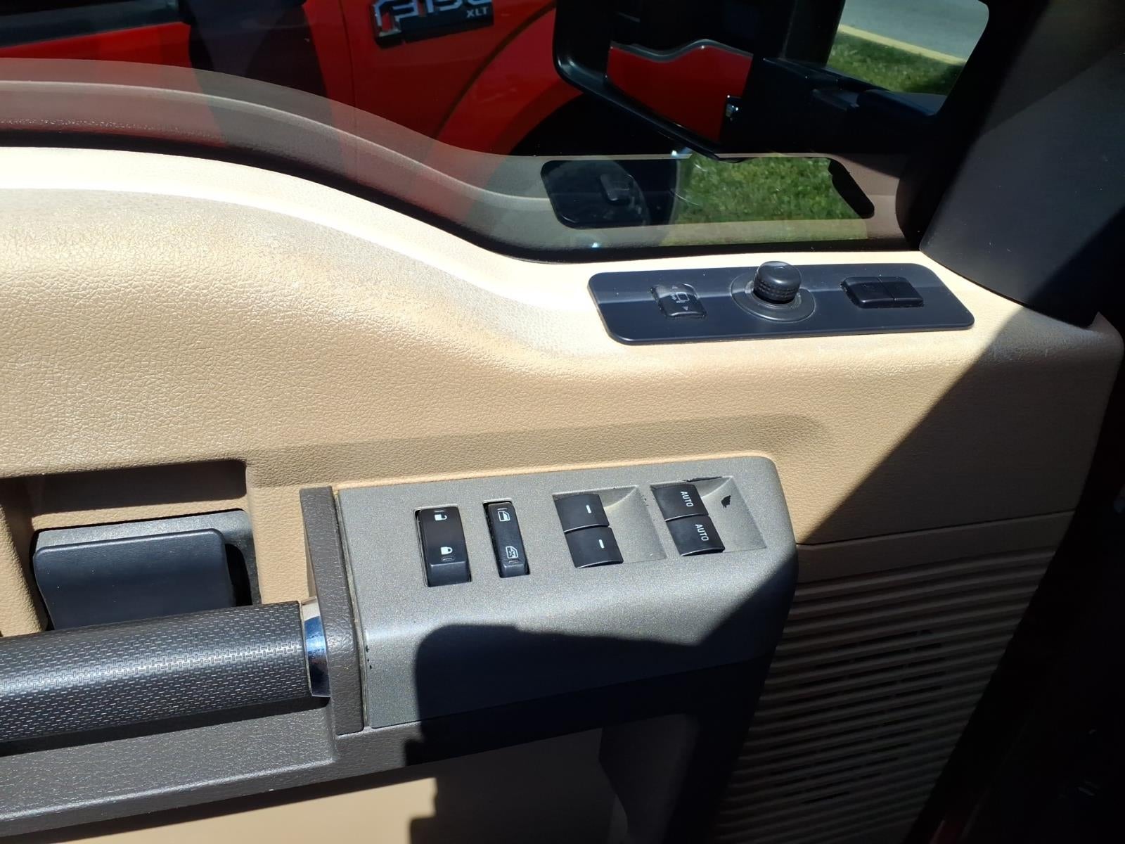 2013 Ford F-250 Lariat