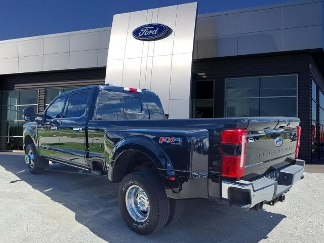 2023 Ford F-350 Lariat Super Duty