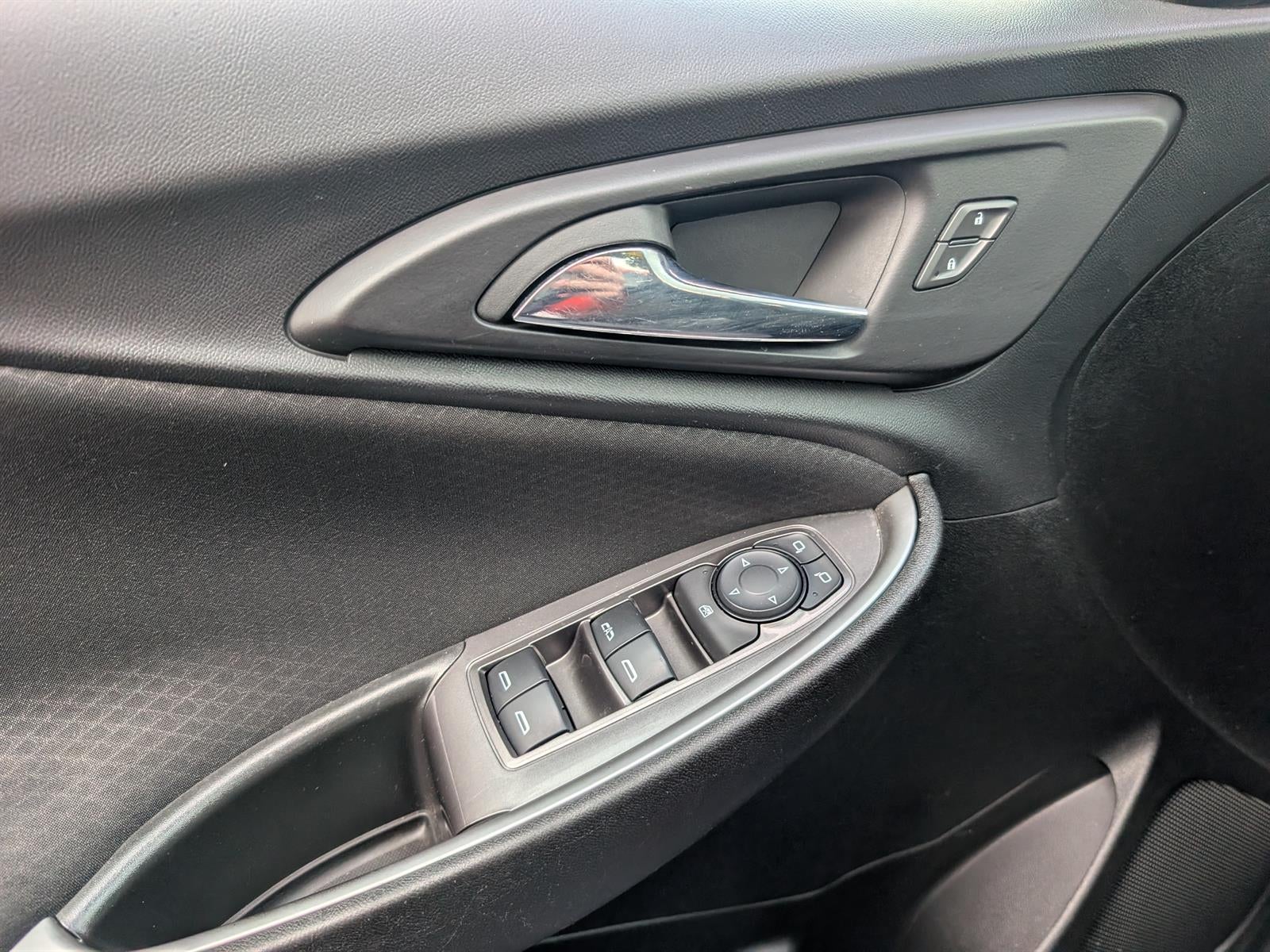 2023 Chevrolet Malibu LT w/1LT