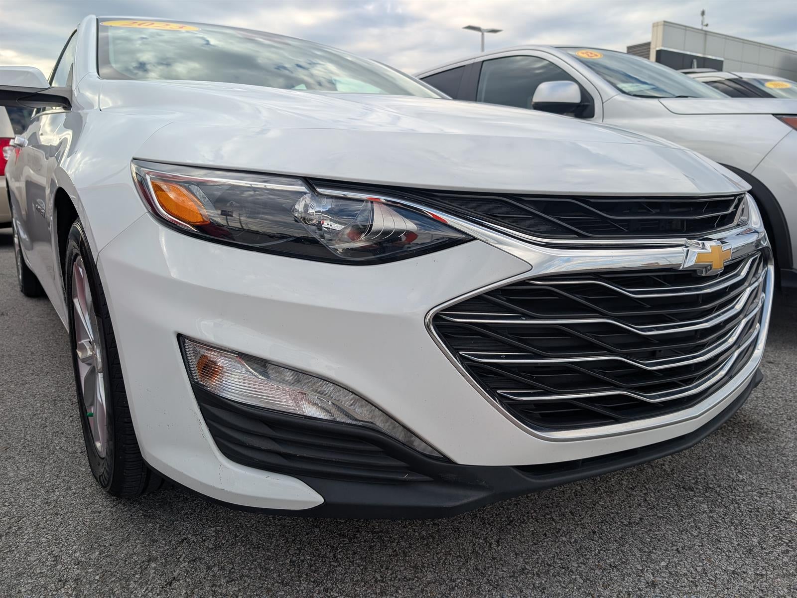 2023 Chevrolet Malibu LT w/1LT