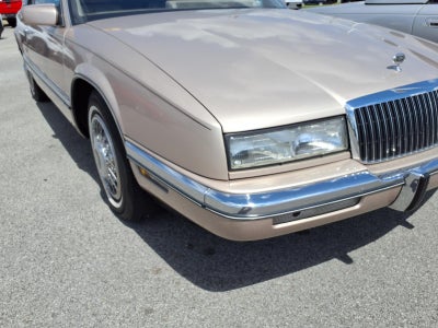 1989 Buick Riviera Base