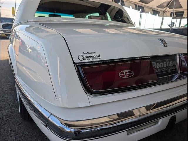 1993 Buick Riviera Base