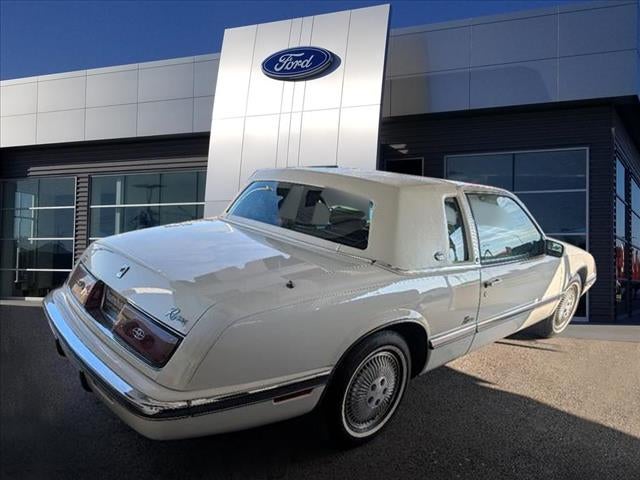 1993 Buick Riviera Base