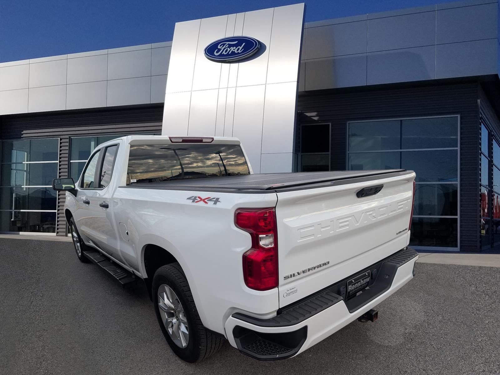 2023 Chevrolet Silverado 1500 Custom