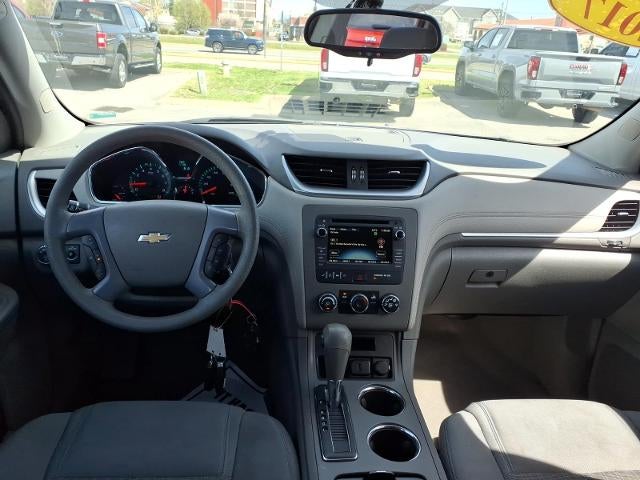 2017 Chevrolet Traverse LS