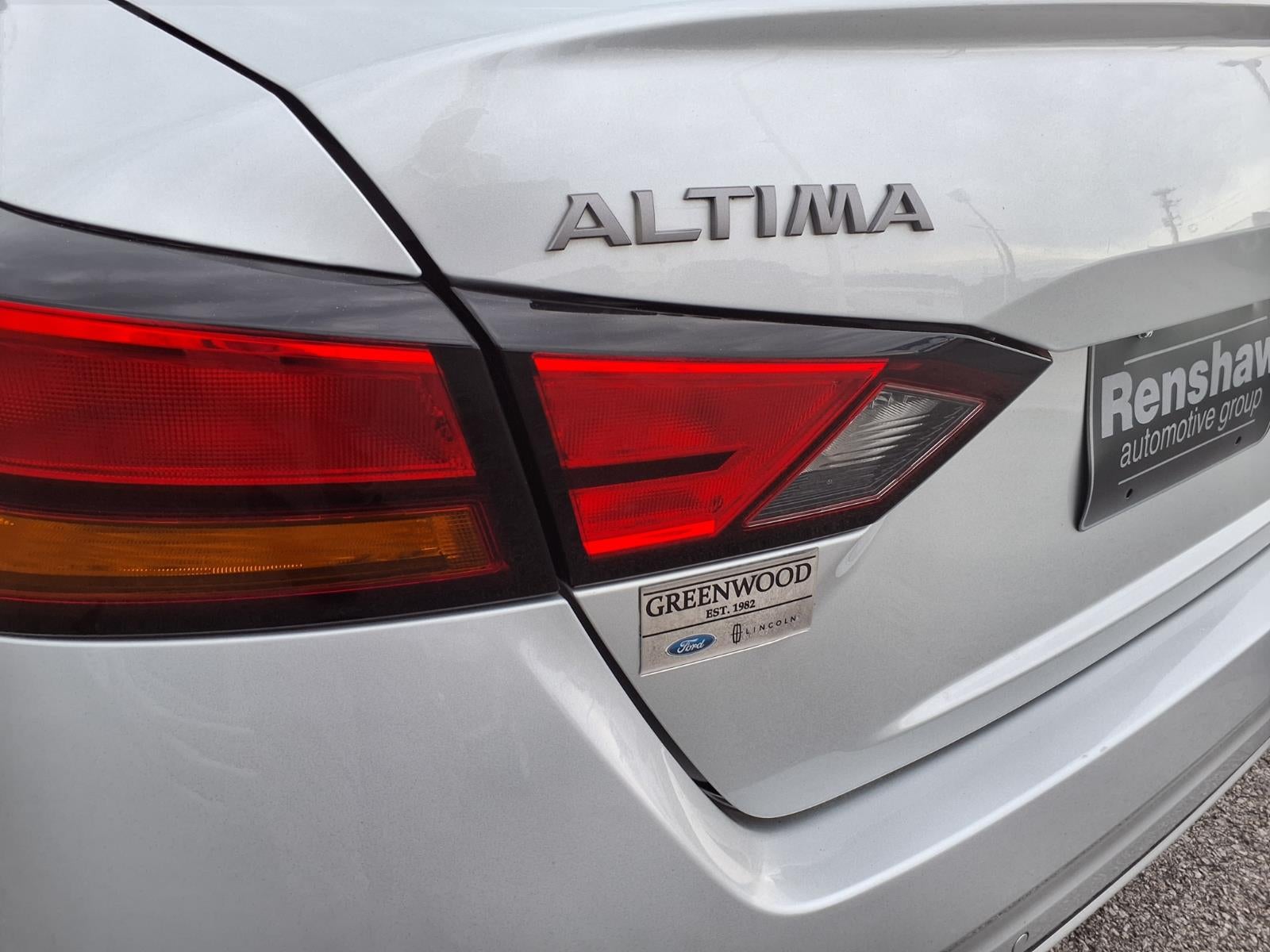 2025 Nissan Altima SV