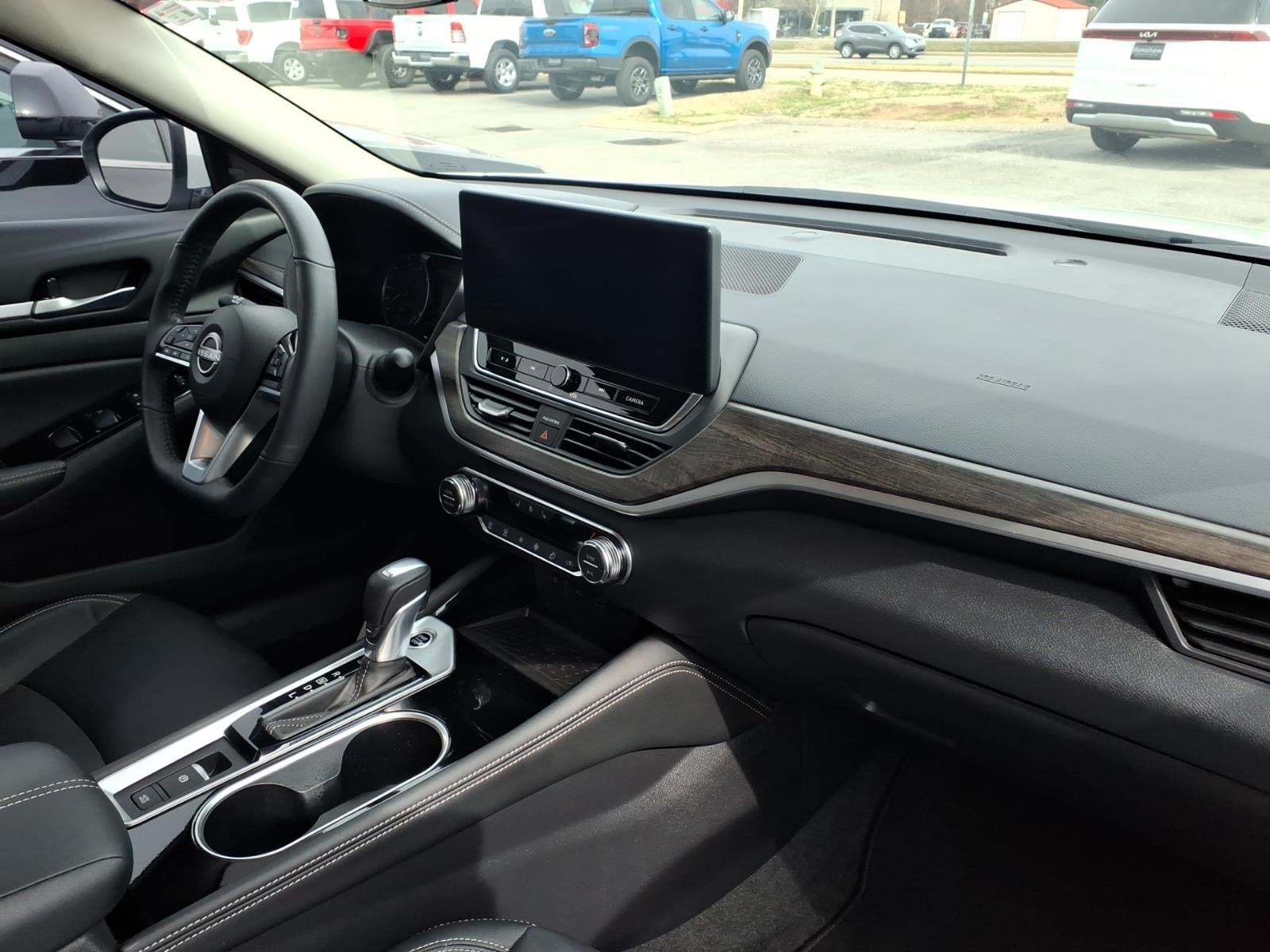 2025 Nissan Altima SL