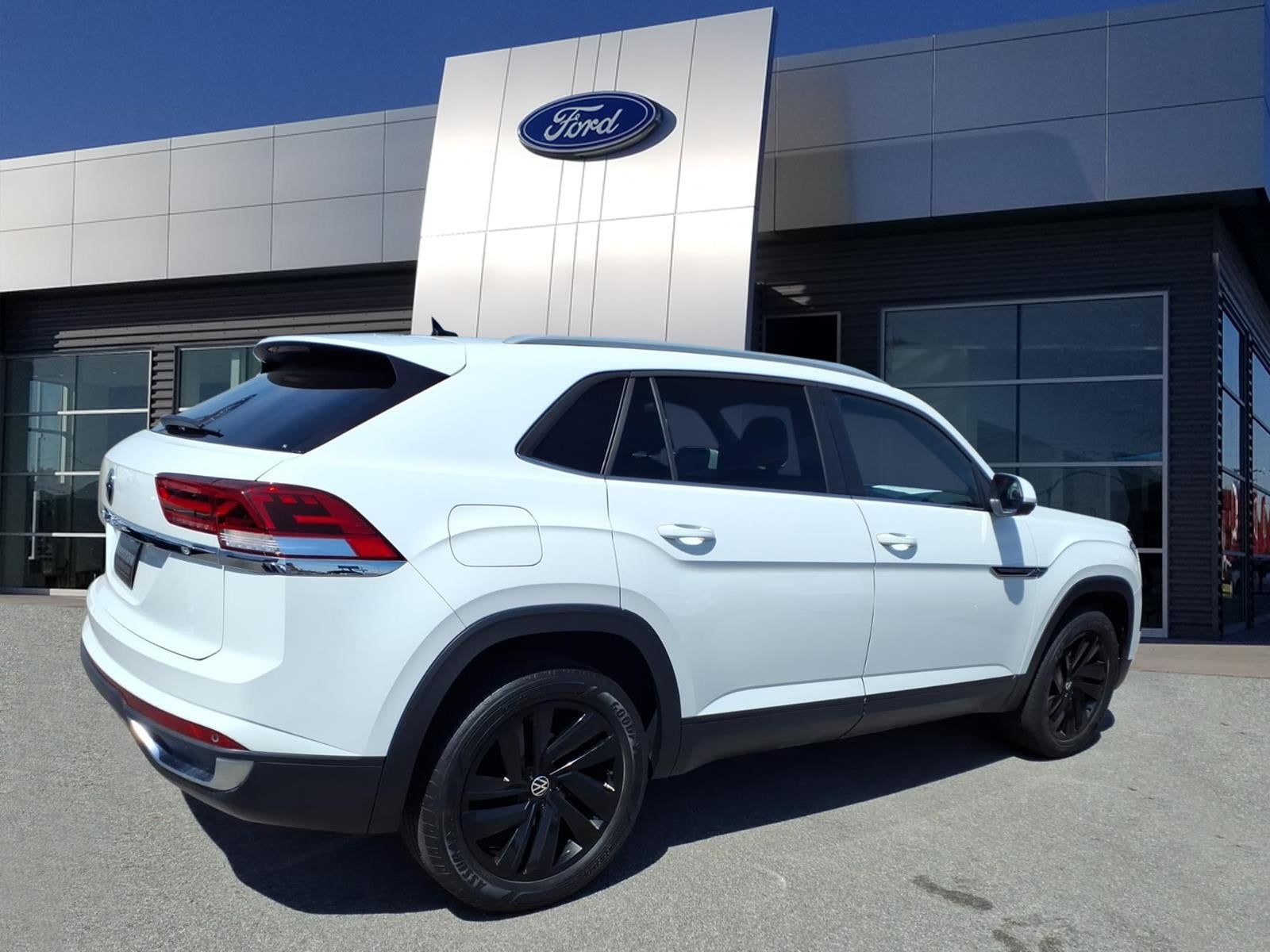 2021 Volkswagen Atlas Cross Sport 2.0T SE w/ Technology