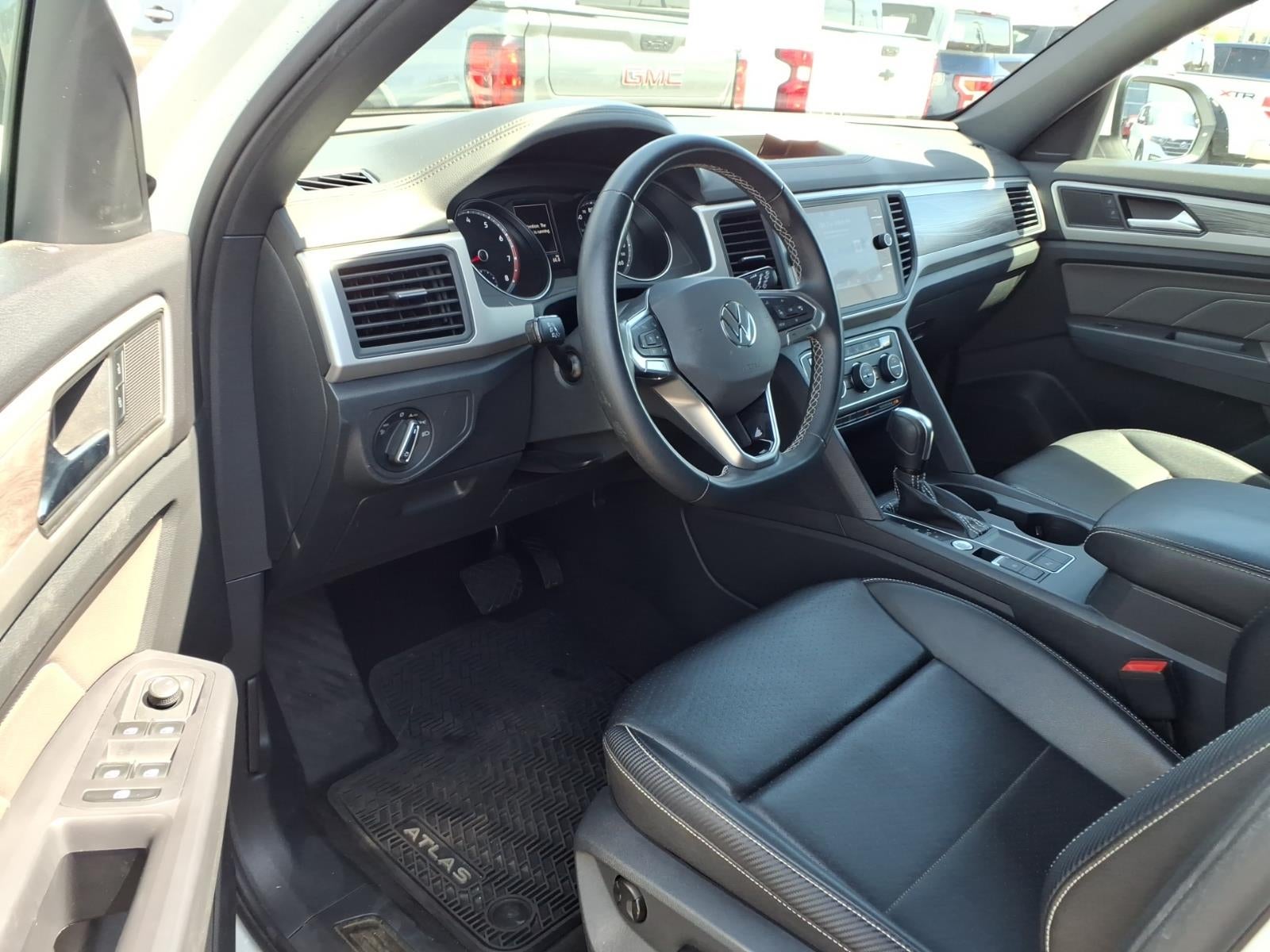 2021 Volkswagen Atlas Cross Sport 2.0T SE w/ Technology