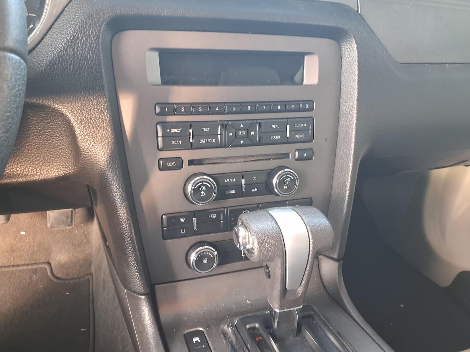 2010 Ford Mustang V6 Premium