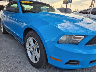 2010 Ford Mustang V6 Premium