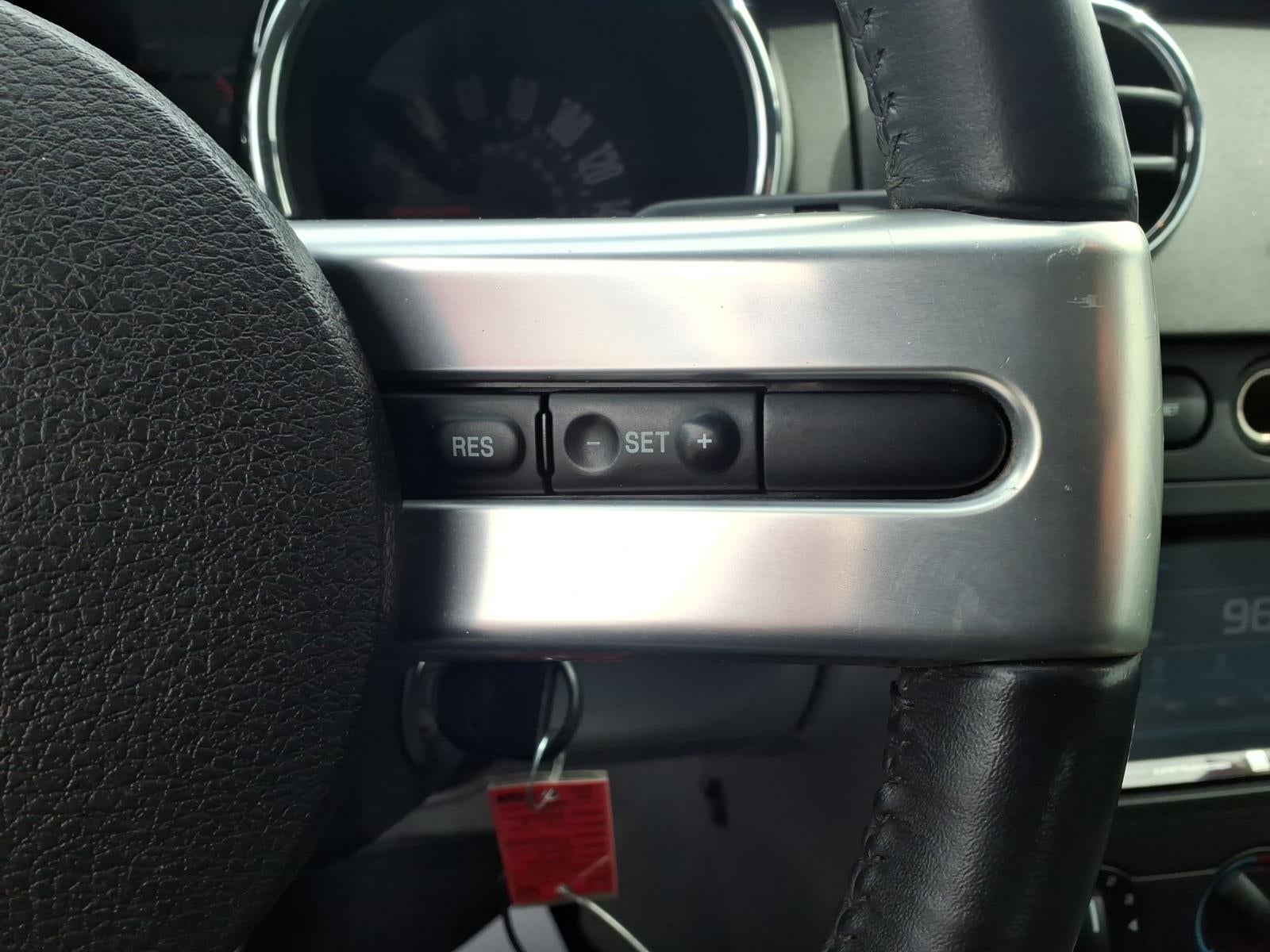 2006 Ford Mustang GT Deluxe