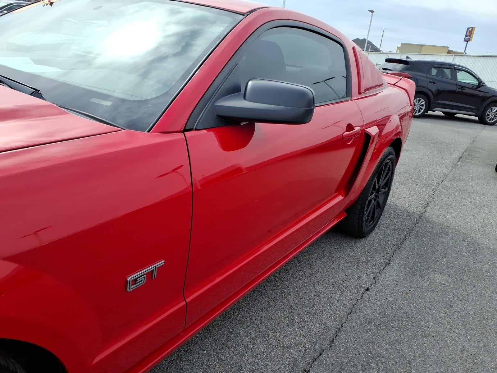 2006 Ford Mustang GT Deluxe