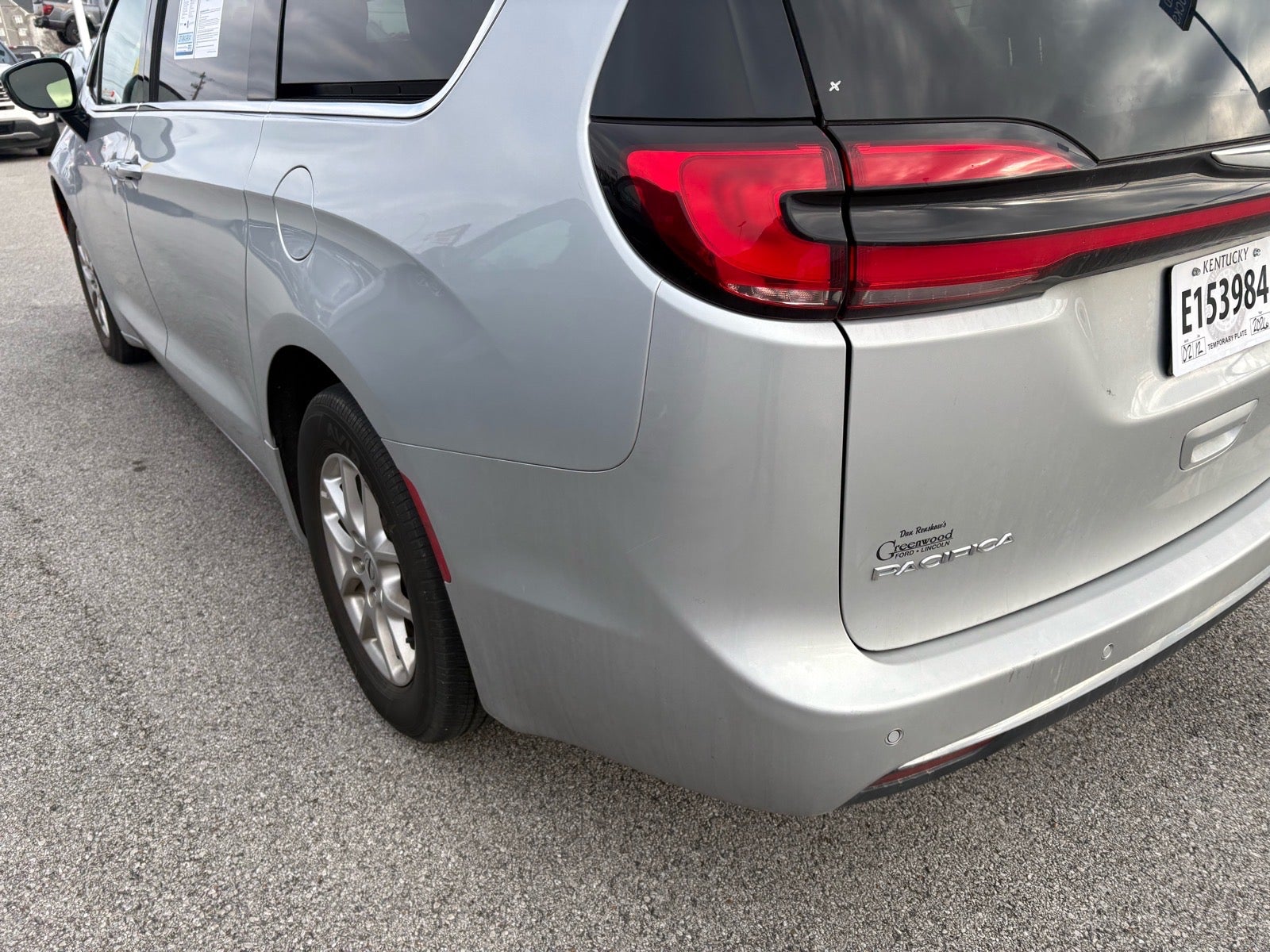 2024 Chrysler Pacifica Touring L
