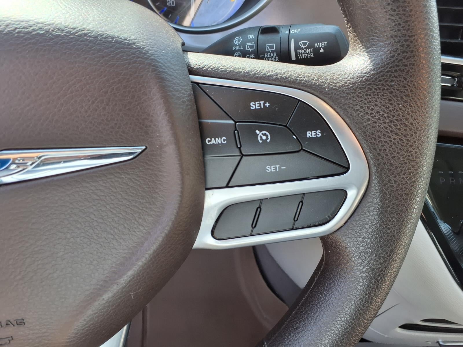 2021 Chrysler Voyager LXI