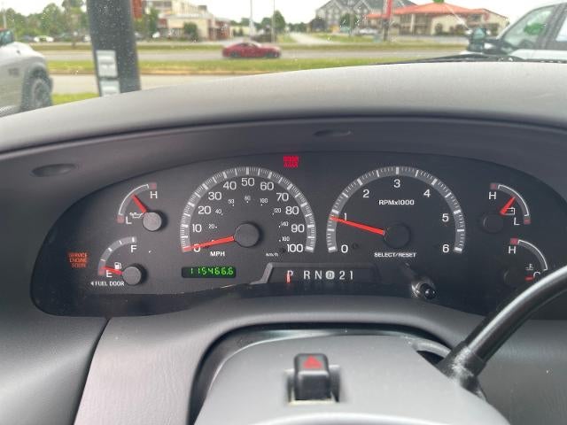 2002 Ford F-150 XLT