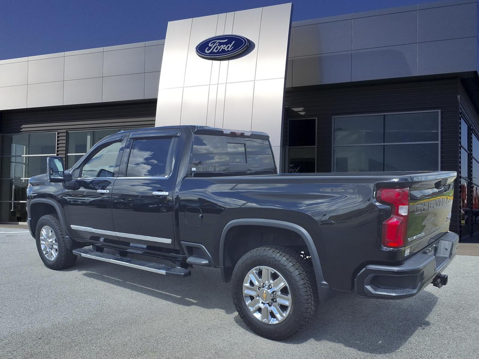 2024 Chevrolet Silverado 2500HD High Country