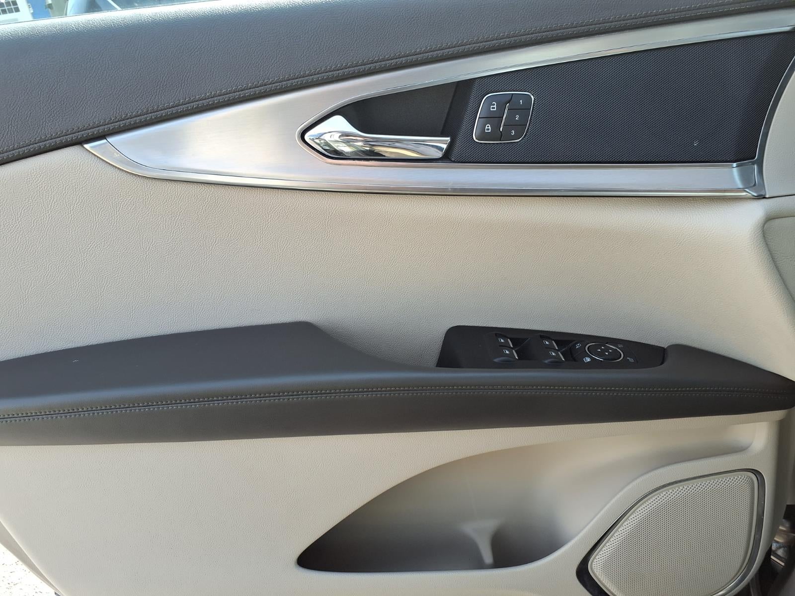 2020 Lincoln Nautilus Standard