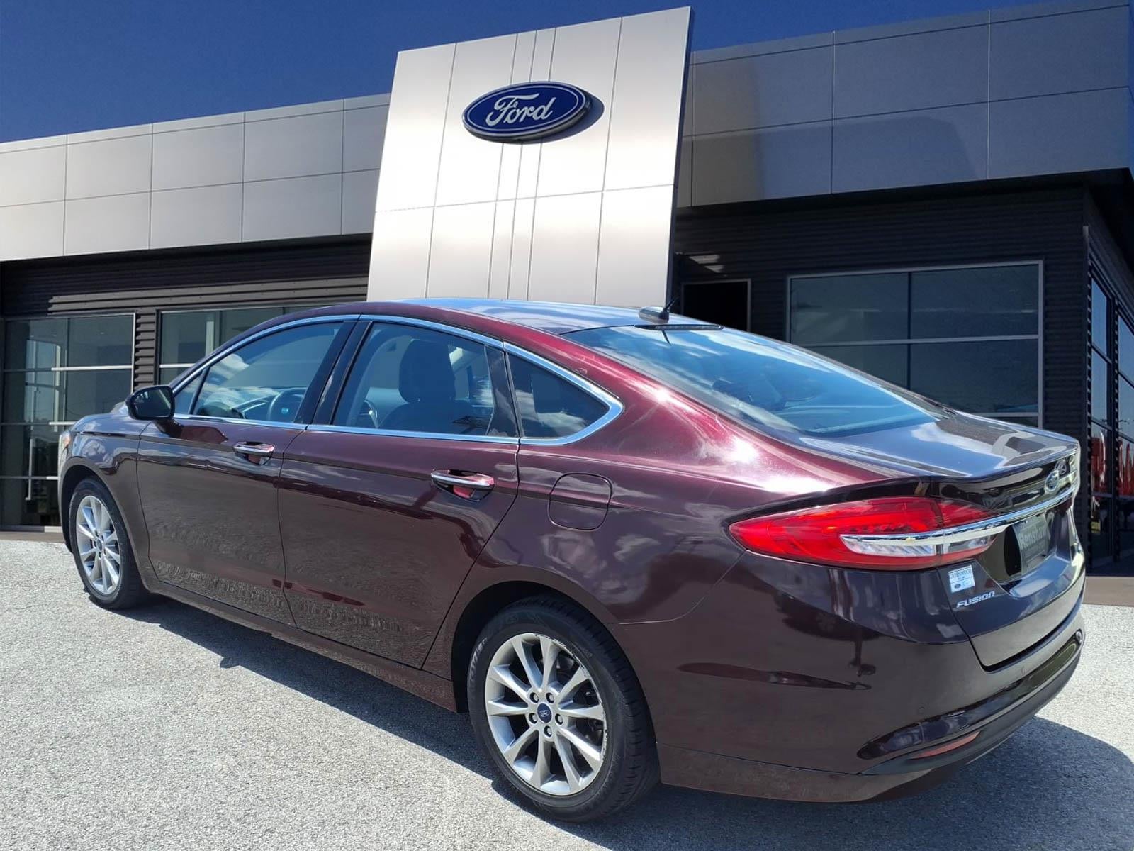 2017 Ford Fusion SE