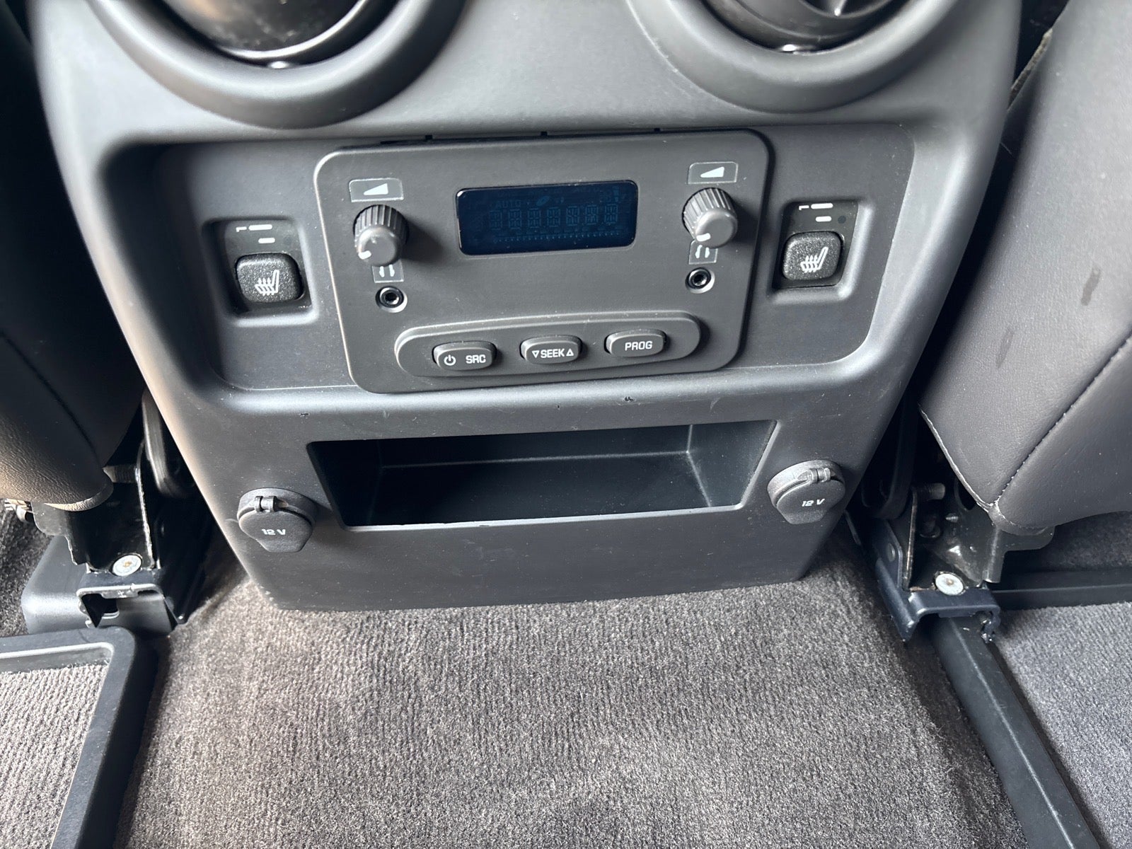 2005 HUMMER H2 Base