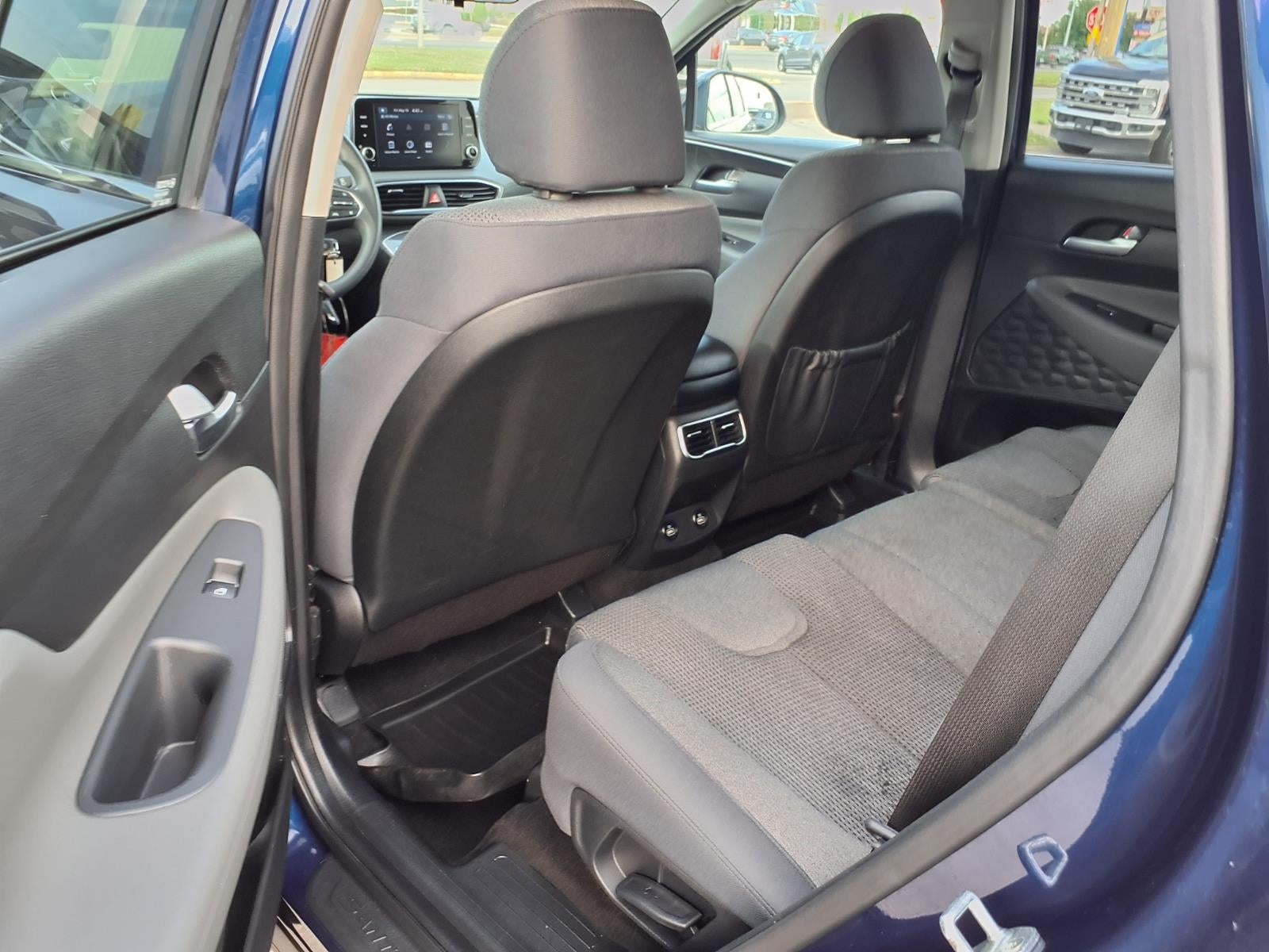 2022 Hyundai Santa Fe SE