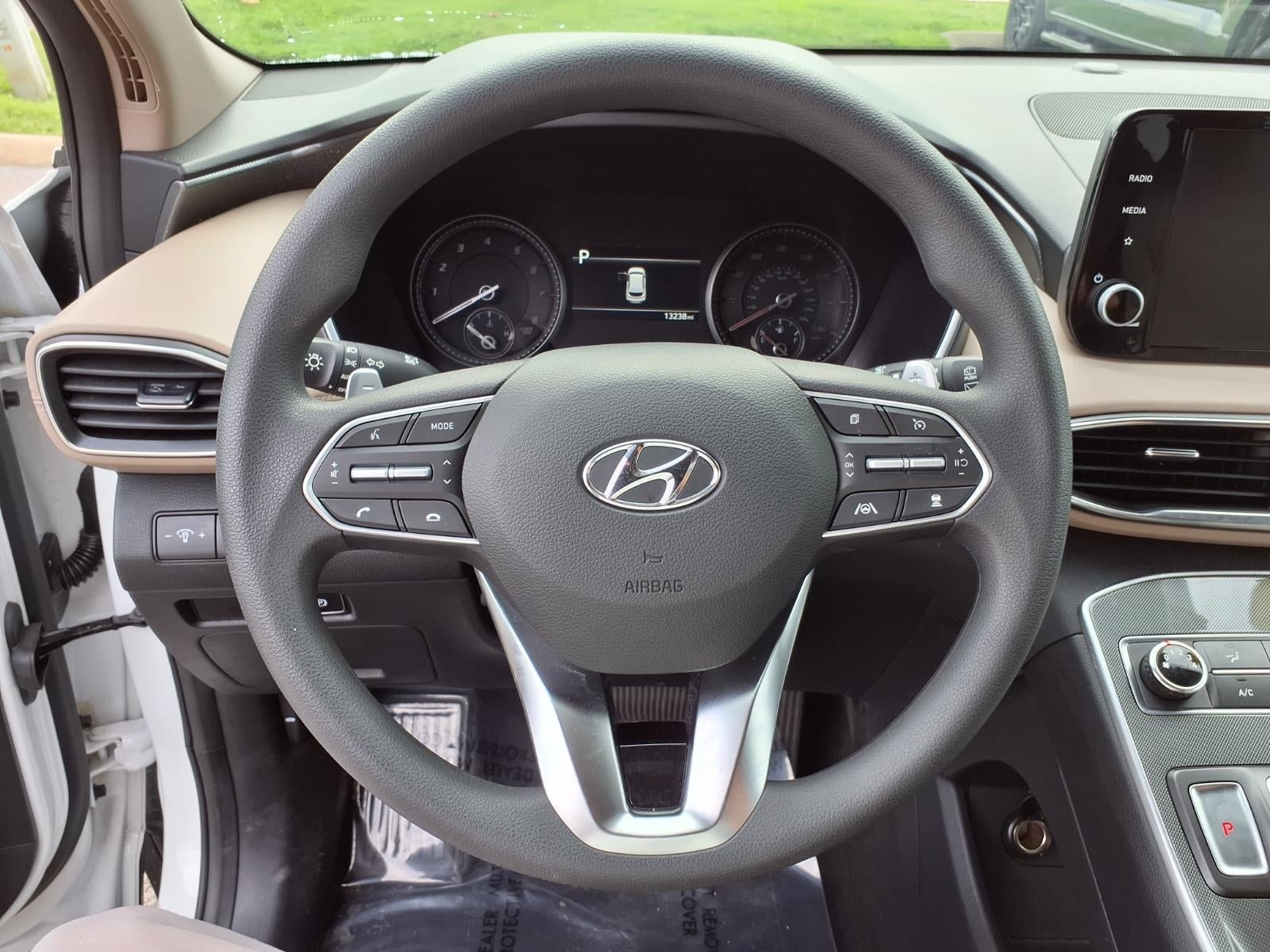 2023 Hyundai Santa Fe SE