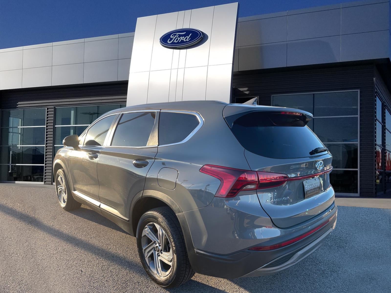 2021 Hyundai Santa Fe SE