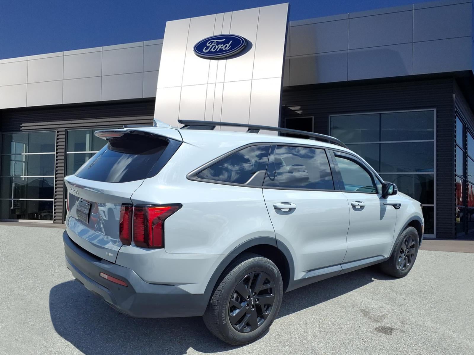 2023 Kia Sorento X-Line S