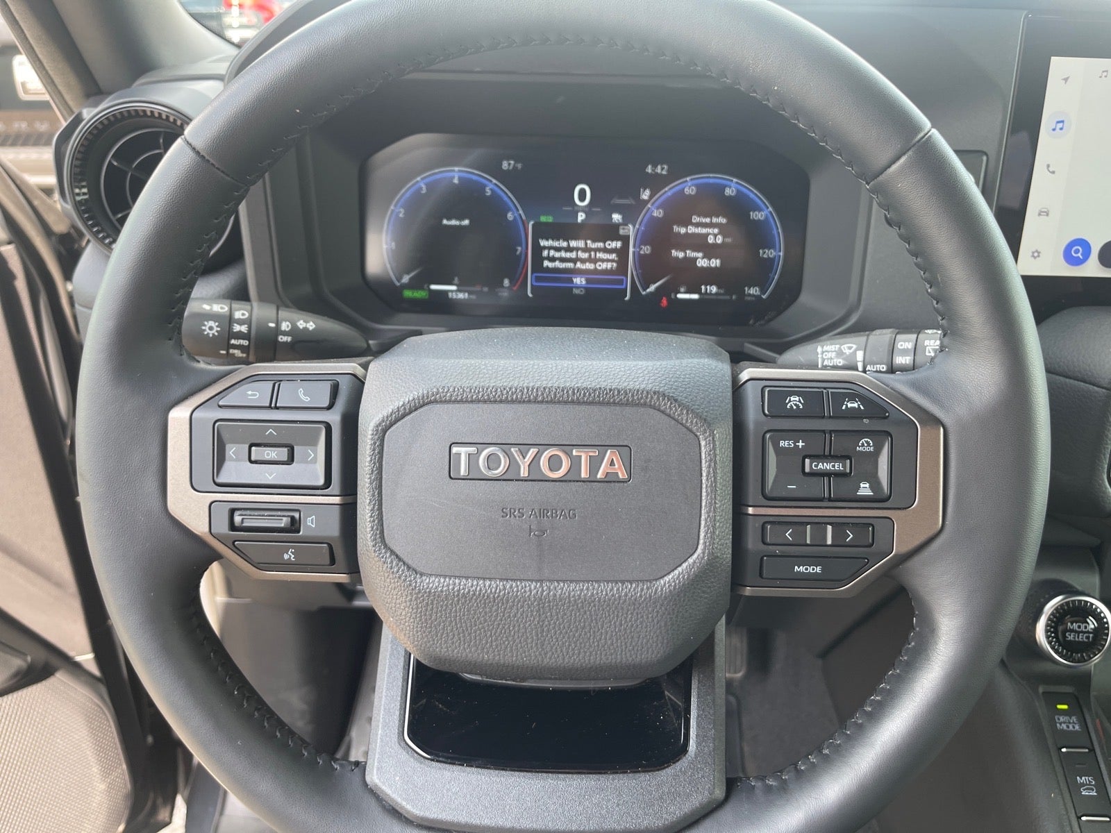 2025 Toyota Land Cruiser 4WD (Natl)