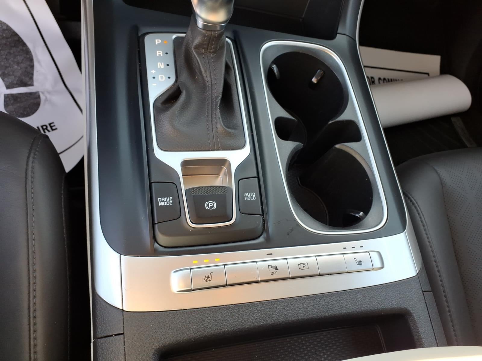 2023 Kia Carnival LX