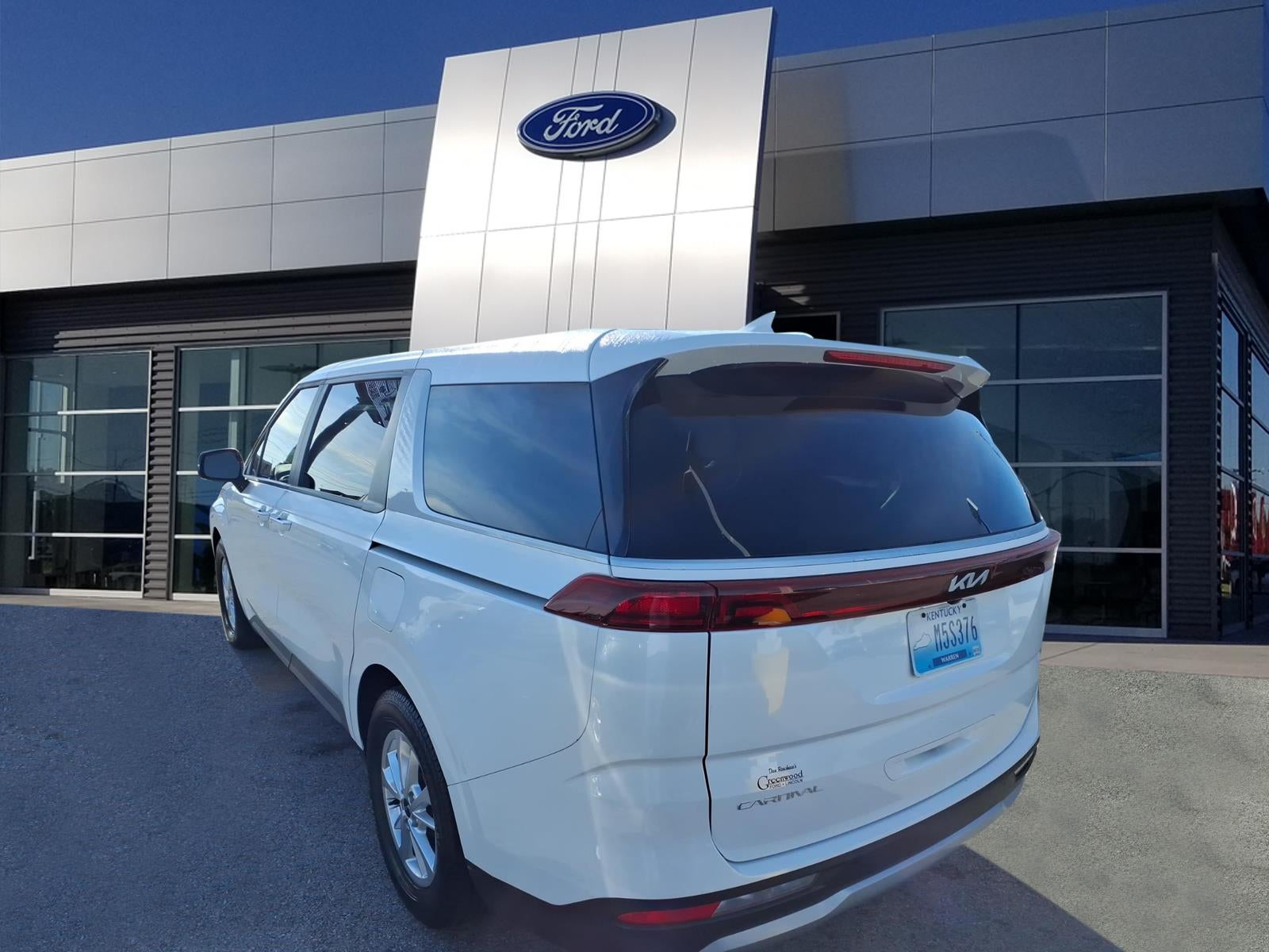 2023 Kia Carnival LX