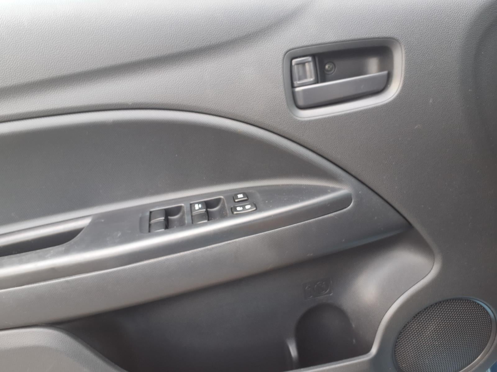 2021 Mitsubishi Mirage LE