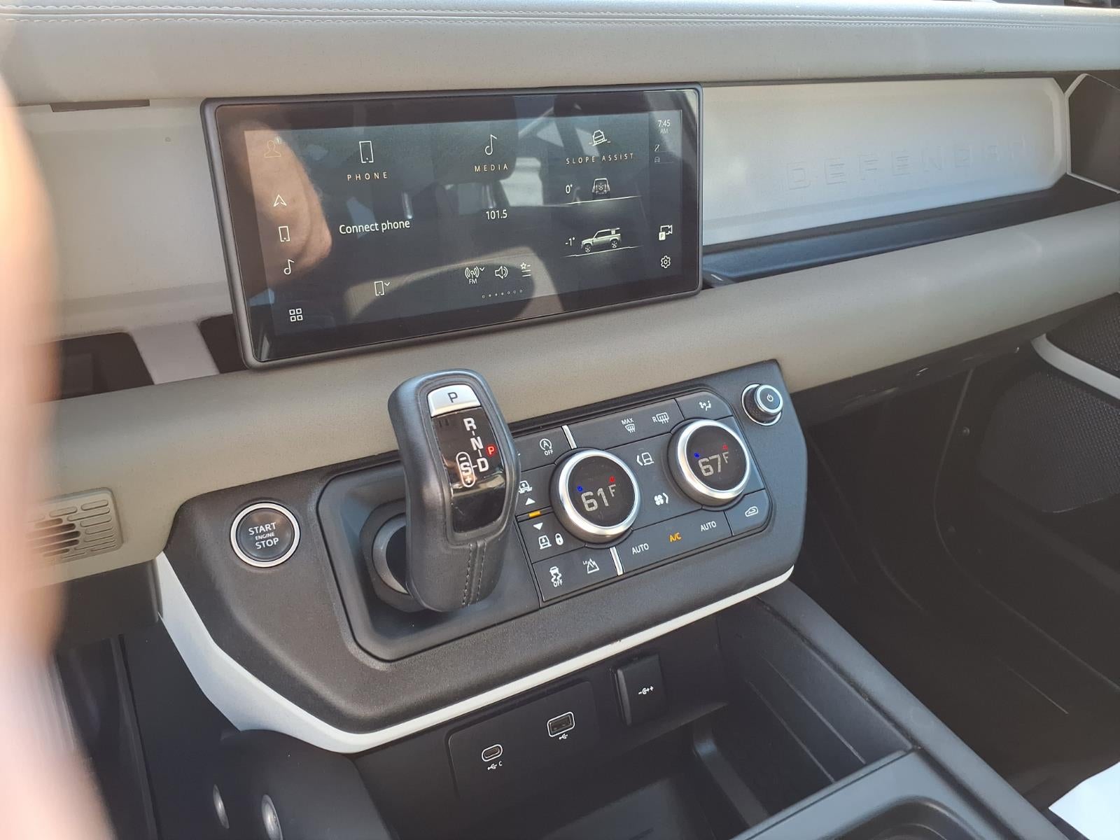 2020 Land Rover Defender 110 First Edition