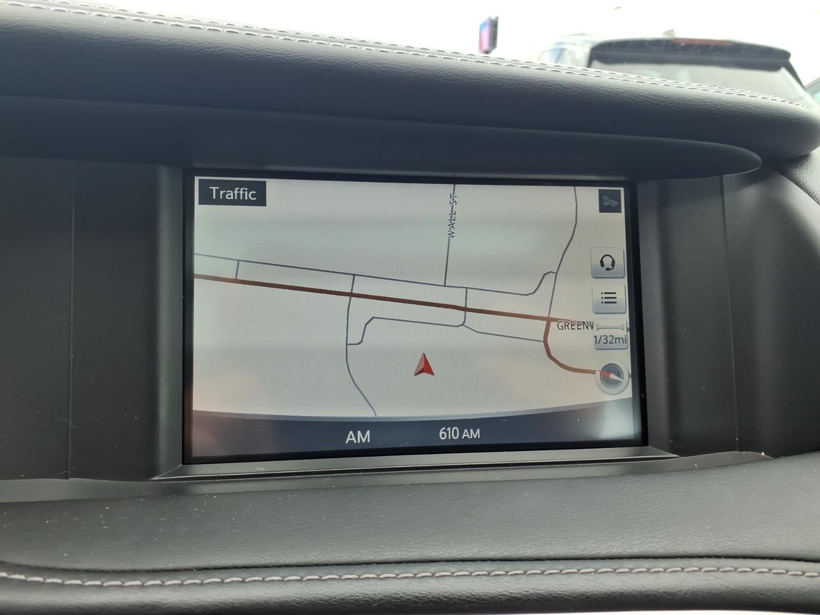 2017 INFINITI QX30 Premium