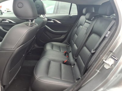 2017 INFINITI QX30 Premium