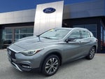 2017 INFINITI QX30 Premium