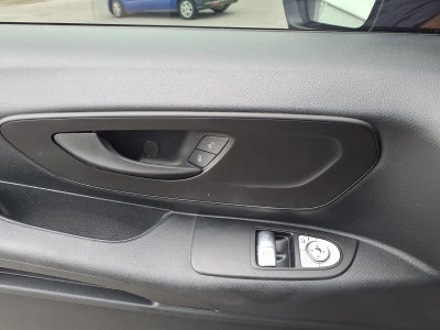 2021 Mercedes-Benz Metris Passenger