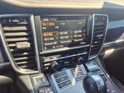 2011 Porsche Panamera 4