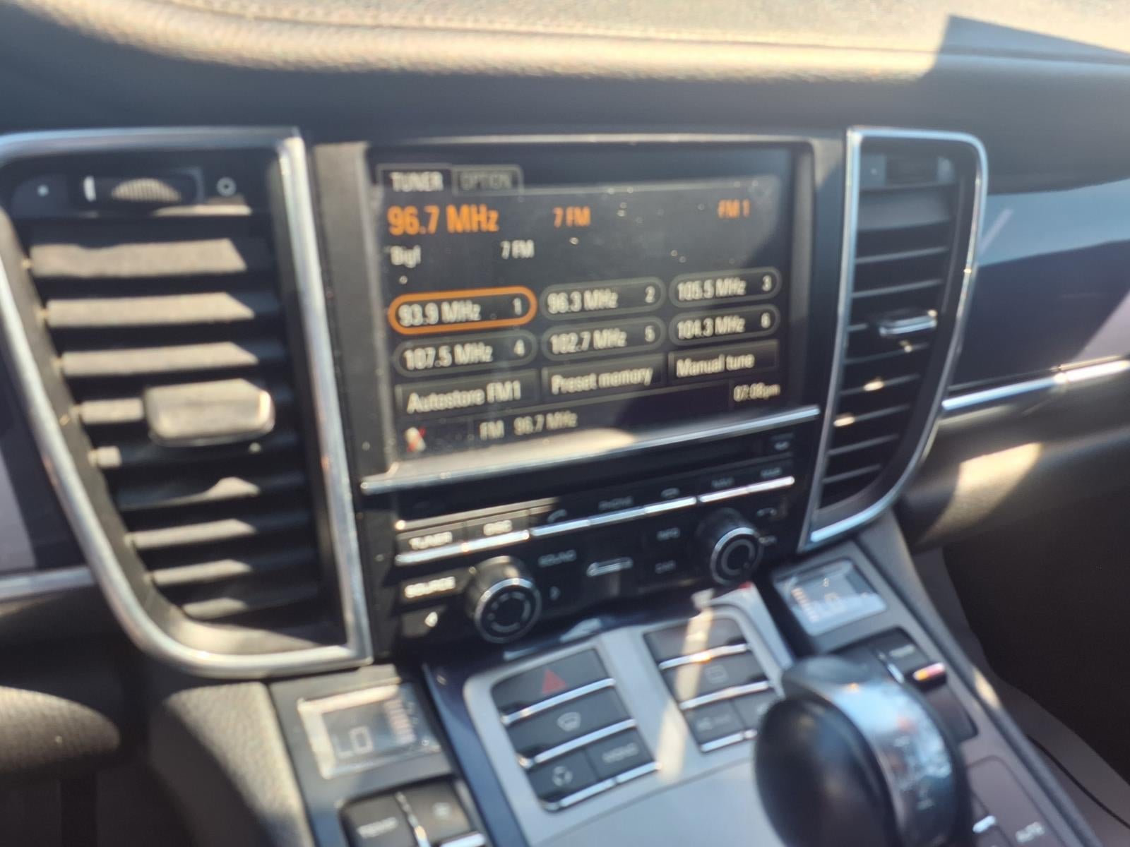 2011 Porsche Panamera 4