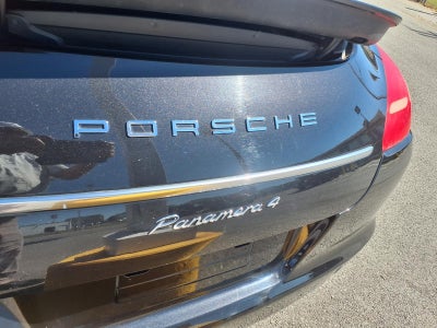 2011 Porsche Panamera 4