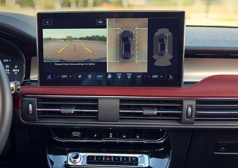 The large center touchscreen of a 2024 Lincoln Corsair® SUV is shown. | Greenwood Lincoln in Bowling Green KY