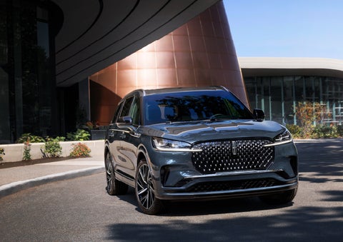 A 2026 Lincoln Black Label™ Aviator® SUV is shown with the available Special Edition Package. | Greenwood Lincoln in Bowling Green KY