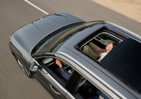 The available panoramic Vista Roof® of a 2027 Lincoln Aviator® SUV is open. | Greenwood Lincoln in Bowling Green KY