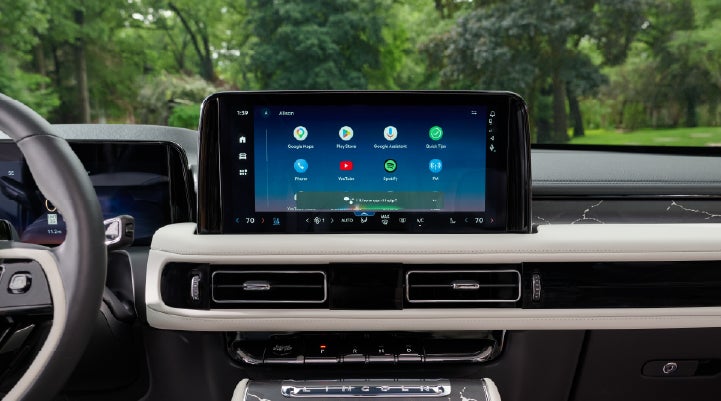 The center touchscreen inside a 2027 Lincoln Aviator® Black Label™ SUV | Greenwood Lincoln in Bowling Green KY