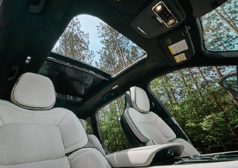 The front seats of a 2027 Lincoln Aviator® Black Label™ SUV | Greenwood Lincoln in Bowling Green KY